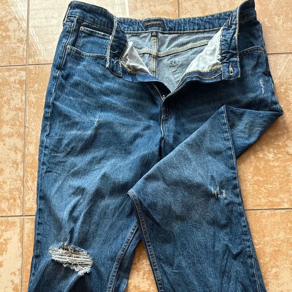 PLUS SIZE JEANS